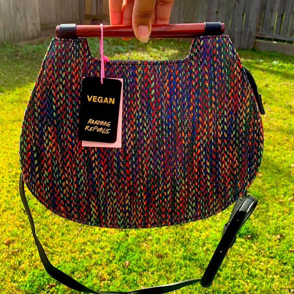 Colorful yarn purse